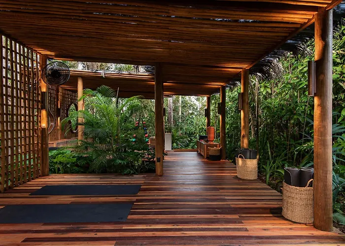 Barracuda Hotel & Villas
